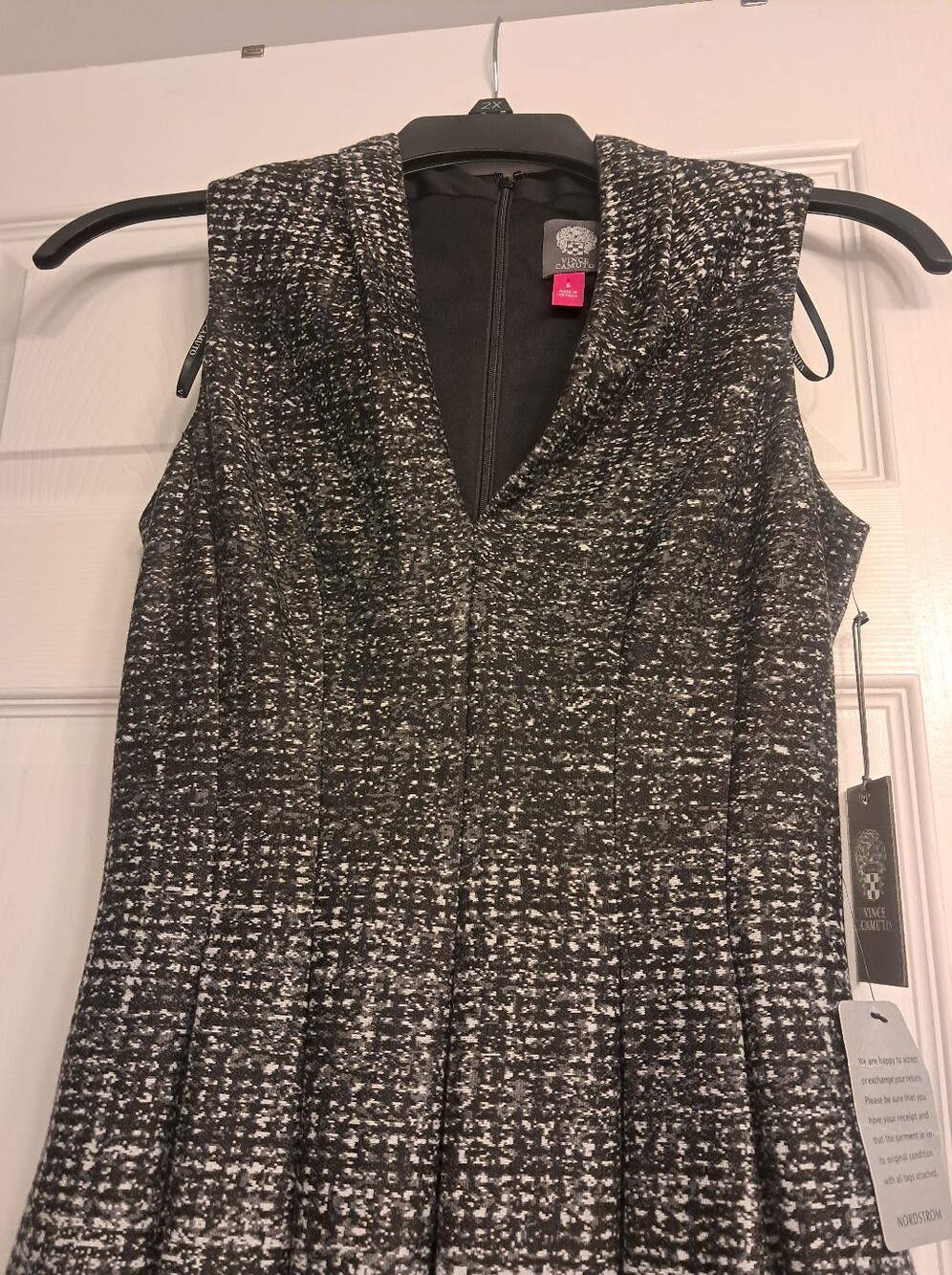 NWT Vince Camuto Nordstroms Womens Black White Gray Sleeveless Lined Dress - Picture 2 of 9